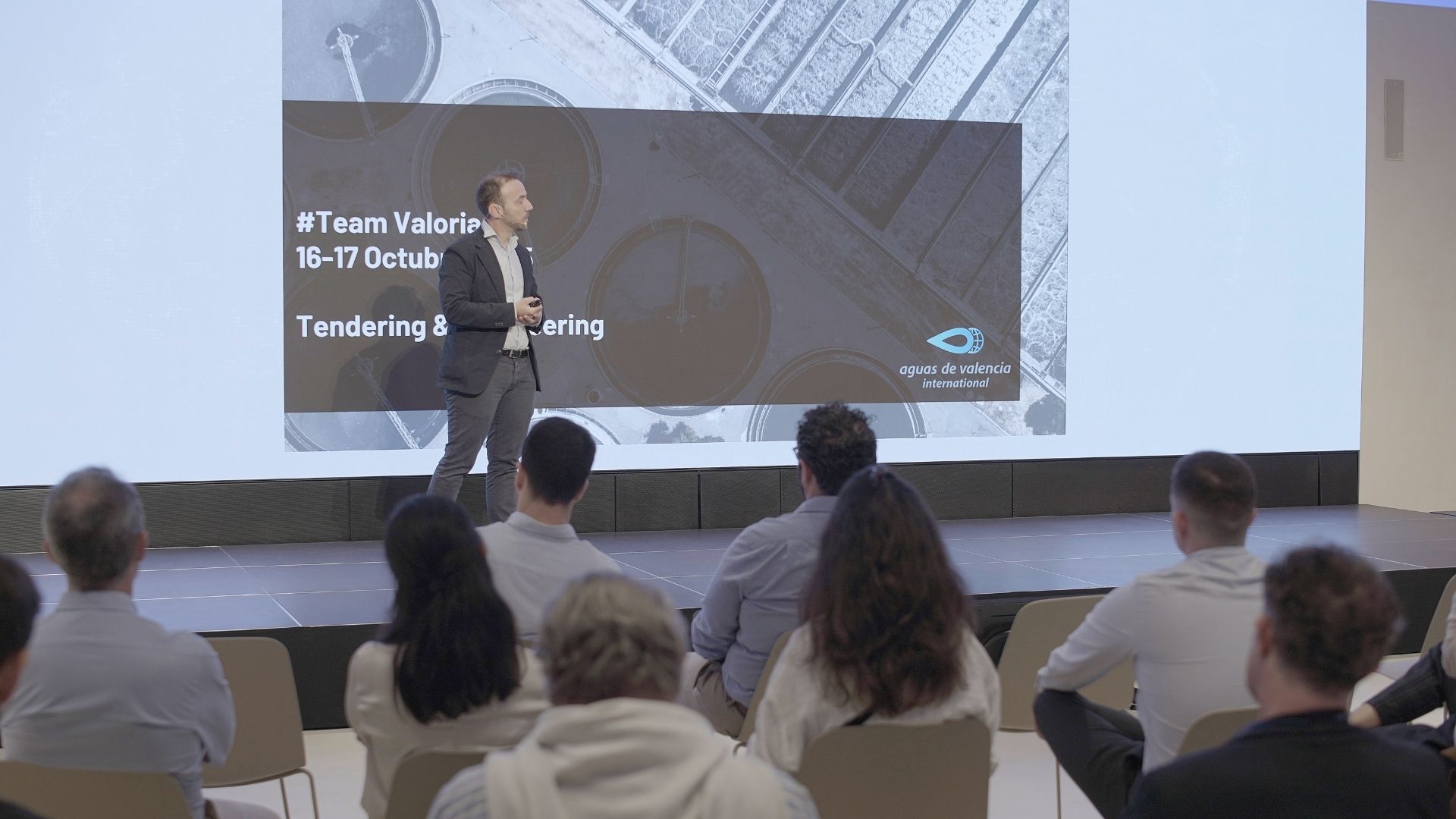 Experiencias corporativas memorables: diseño para equipos de...